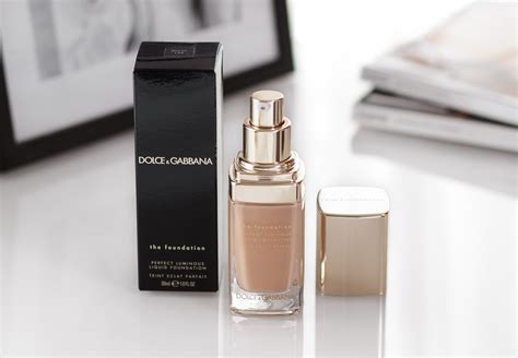 dolce & gabbana luminous liquid foundation